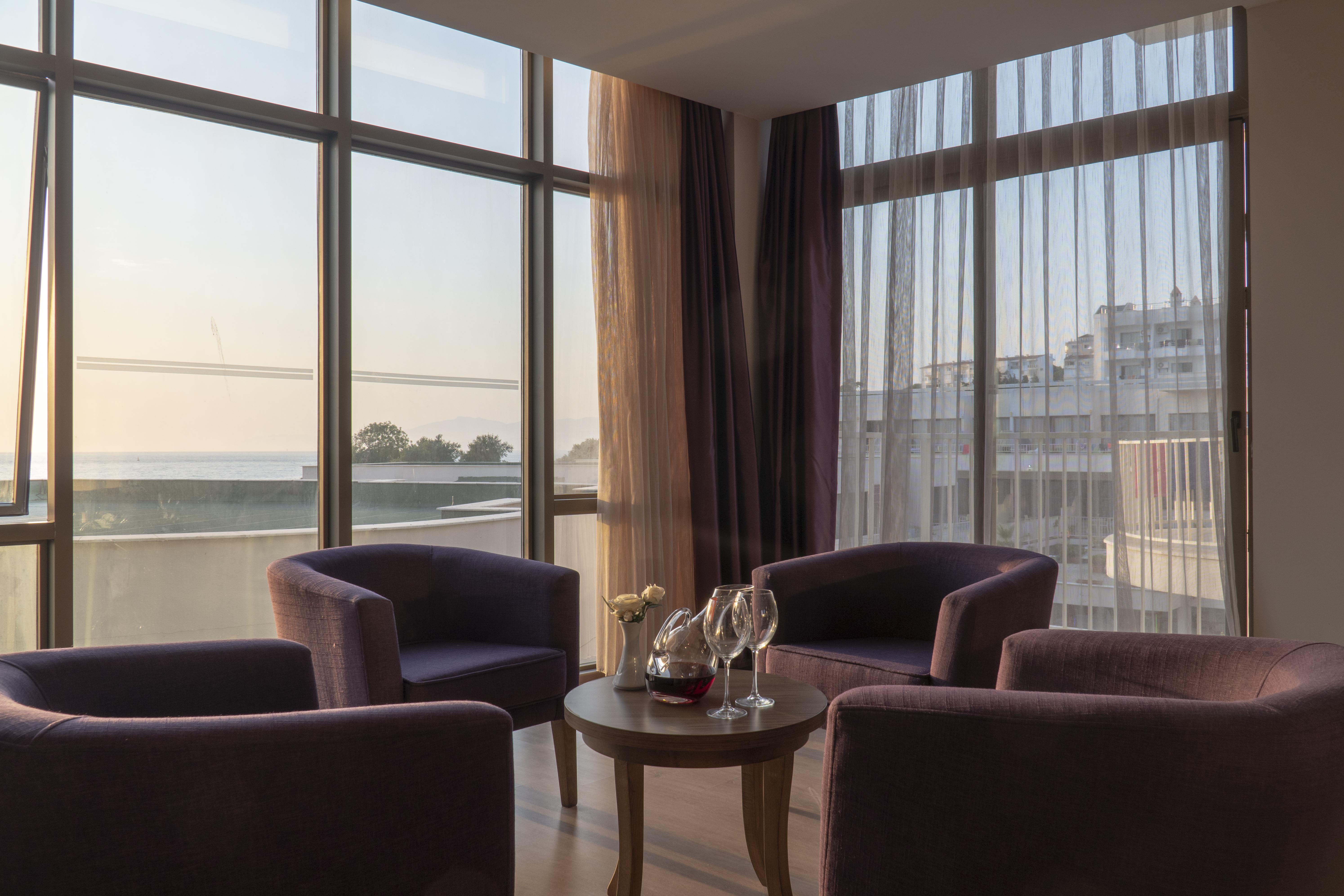Ladies Beach Suite Hotel (Adults Only) Kusadası Eksteriør bilde